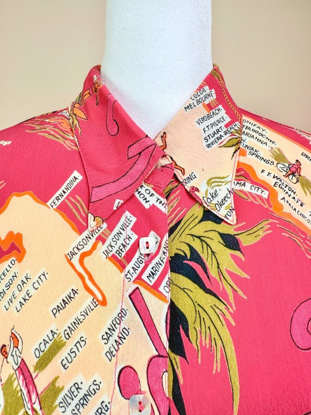 Loco Lindo Florida Pink Blouse - Picture 5 of 12